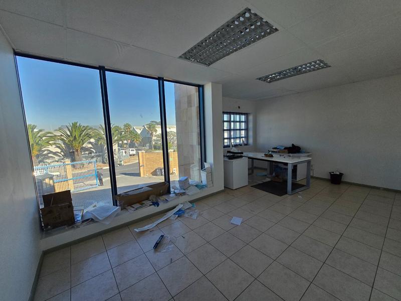 To Let commercial Property for Rent in Killarney Gardens Western Cape